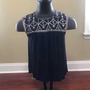 Women’s sleeveless blouse - never worn